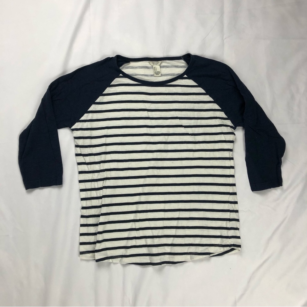 **5 ITEMS FOR $5** Forever 21 Baseball Tee